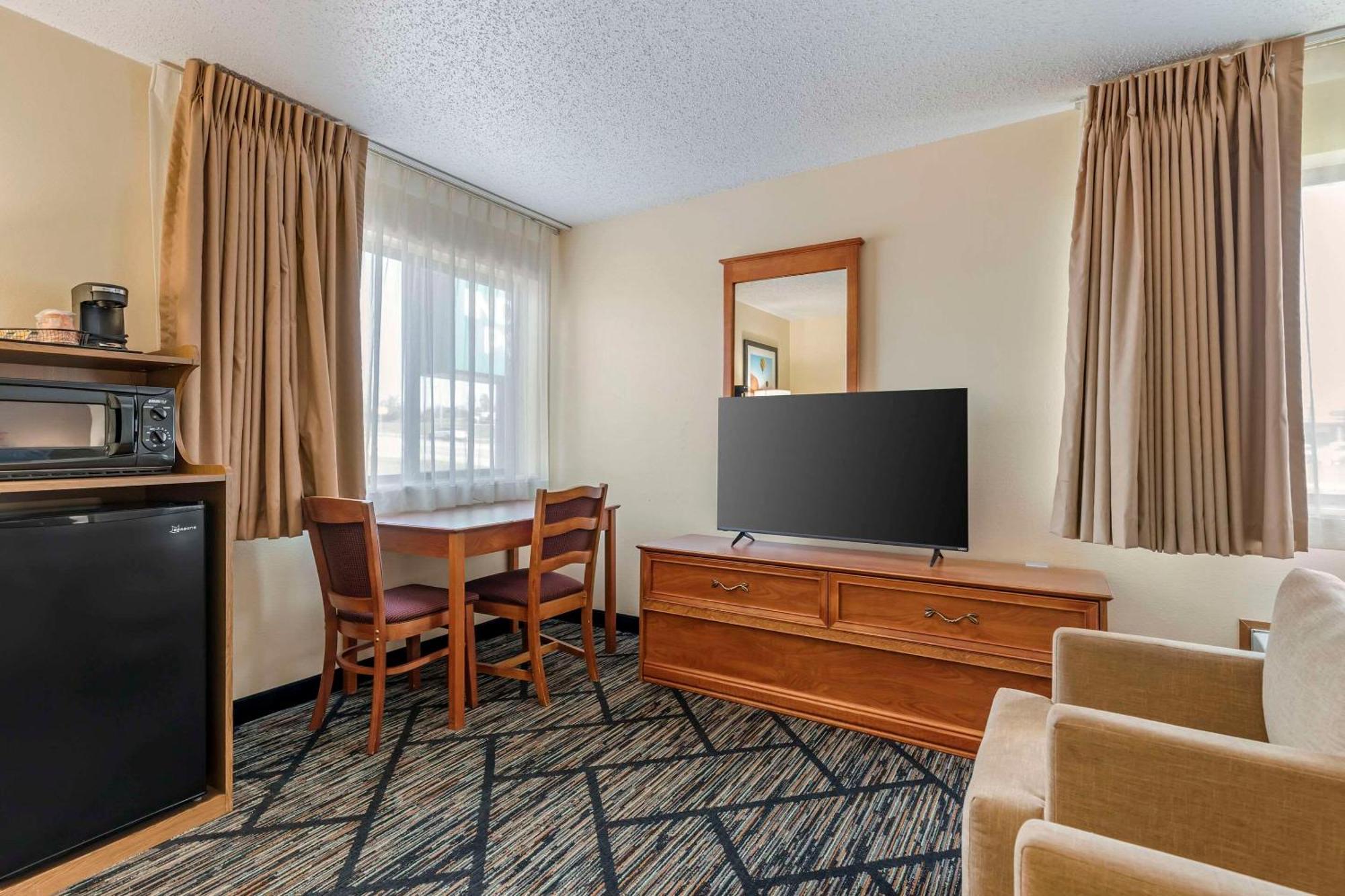 Quality Inn Indianola エクステリア 写真